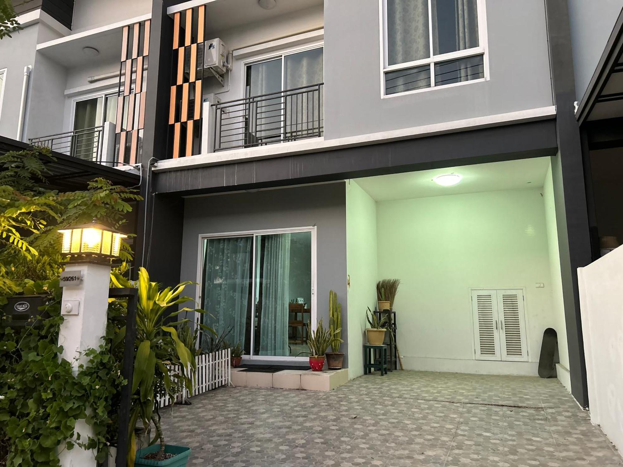 ไนซ์สเตย์ เฮาส์ แอทคลองสาม รังสิต คลองหลวง ปทุมธานี Nice Stay House At Khlong Sam - Rangsit - Khlong Luang - Phathumthani Eksteriør billede